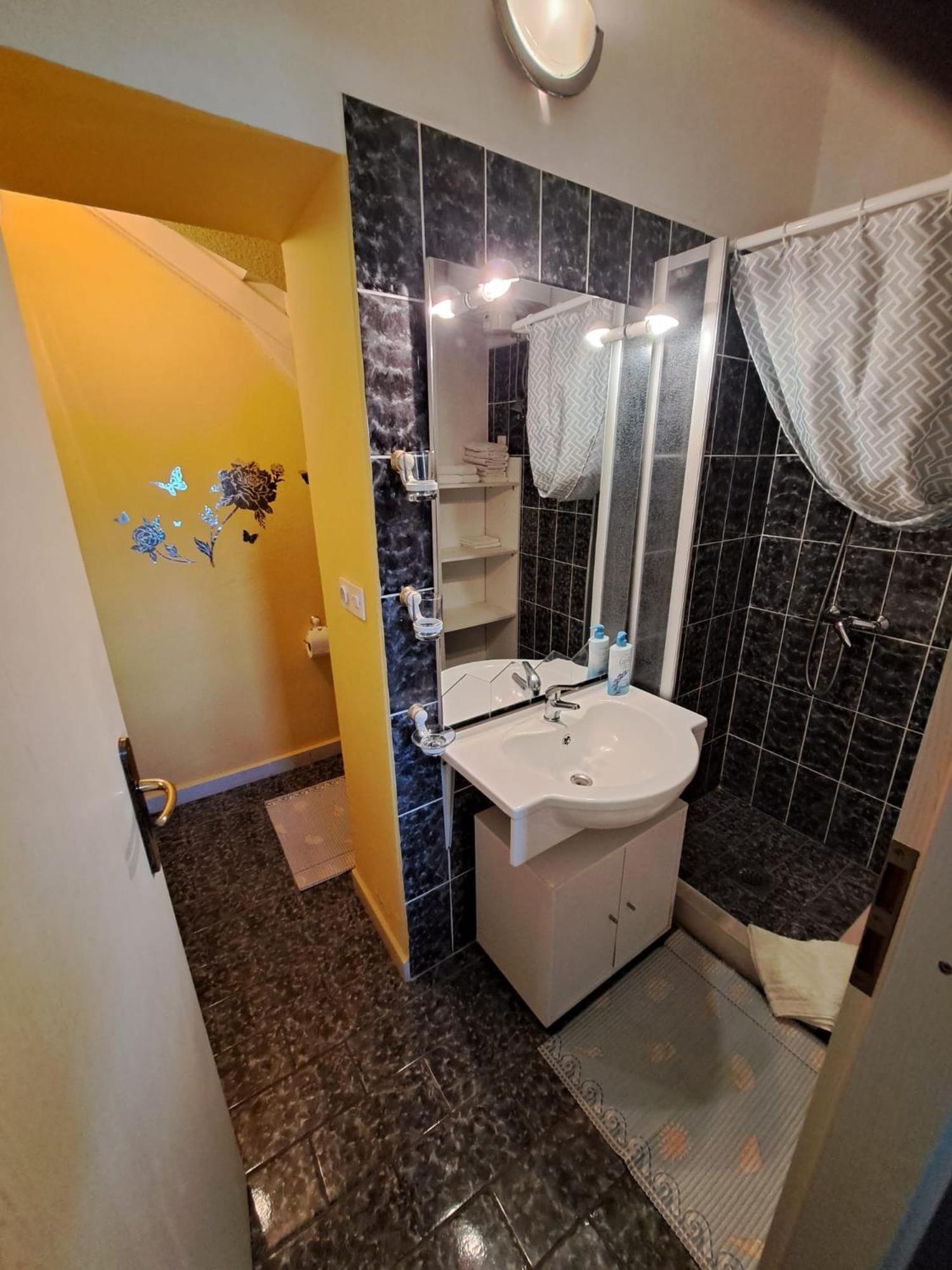 Apartmani Dusica Lumbarda Ngoại thất bức ảnh
