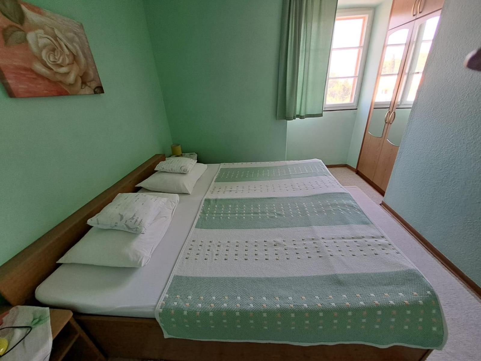 Apartmani Dusica Lumbarda Ngoại thất bức ảnh