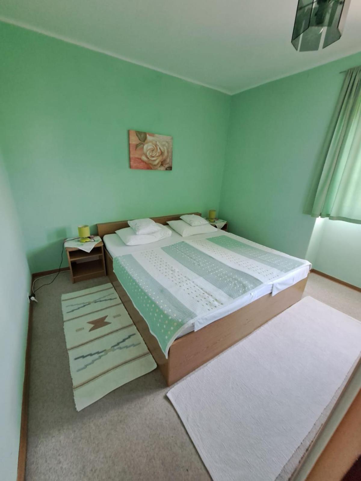 Apartmani Dusica Lumbarda Ngoại thất bức ảnh