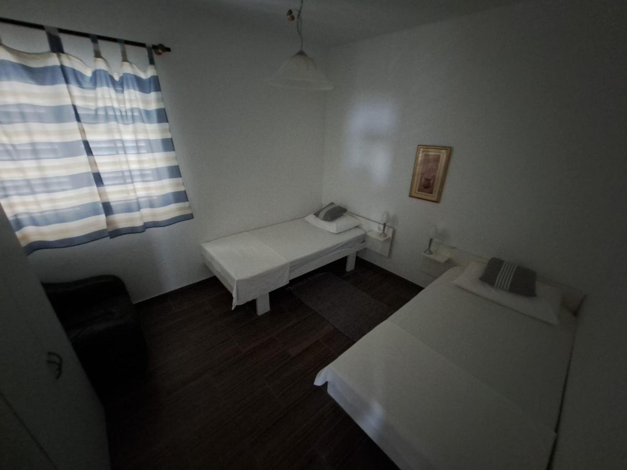 Apartmani Dusica Lumbarda Ngoại thất bức ảnh